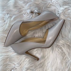 Vince Camuto cream pumps